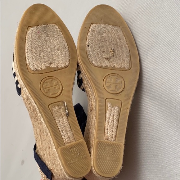 Tory Burch Clubhouse navy and cream geometric espadrilles 39 - Picture 6 of 11
